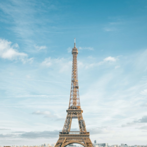 campus-paris-inseec-ville-tour-eiffel