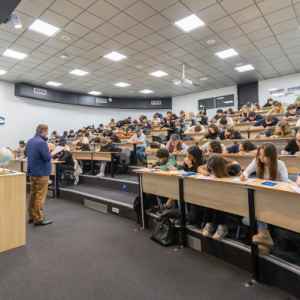 campus-slider-vr-campus-chambery-inseec-amphitheatre